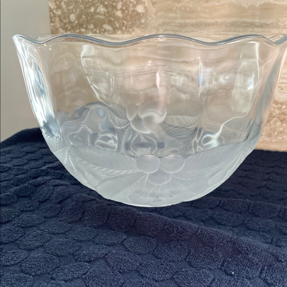 Elegant Clear Glass Bowl